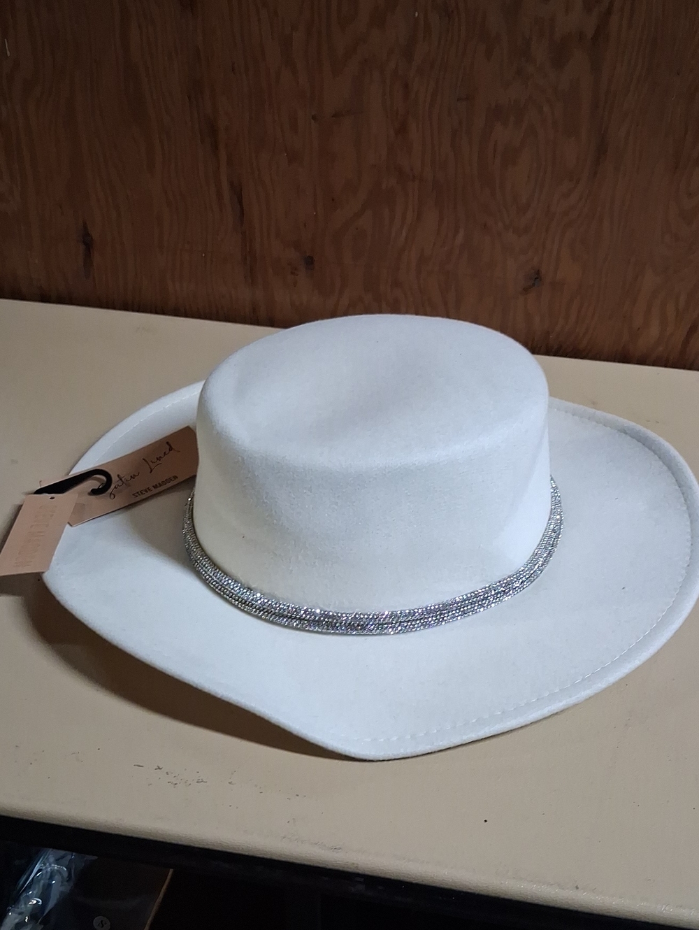 NWT Steve Madden Satin Lined White Rhinestone Trim Felt Western Hat -